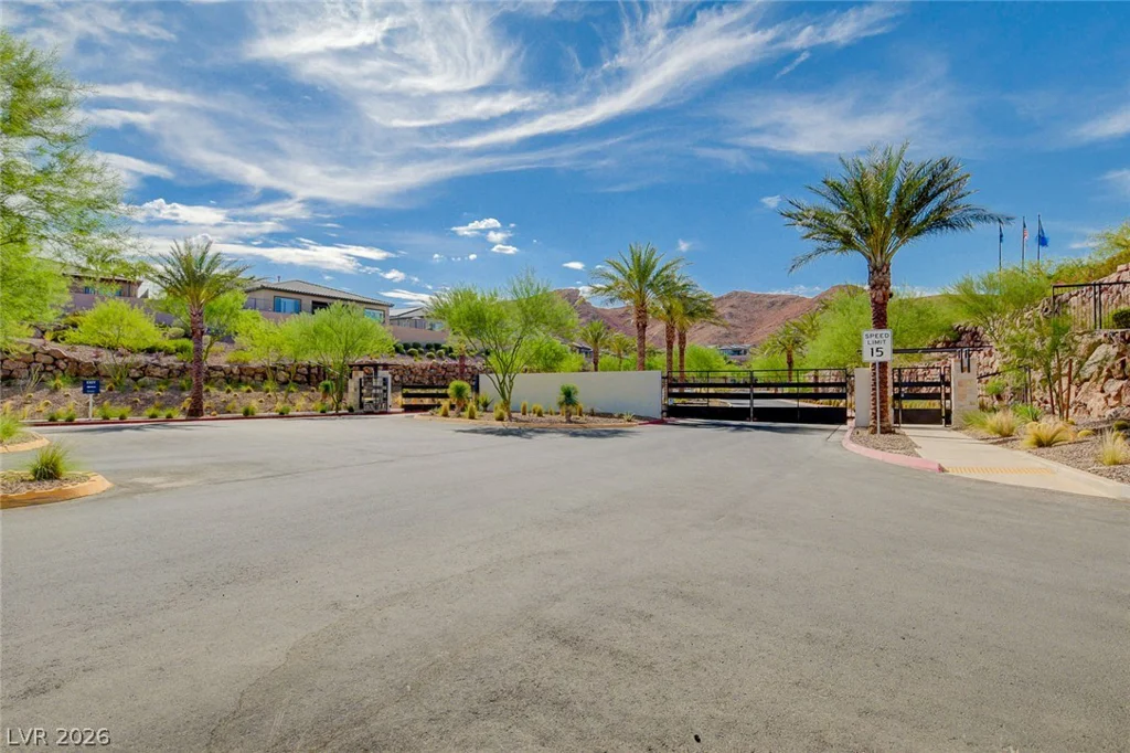 22 Desert Ivy, Henderson, NV 89011