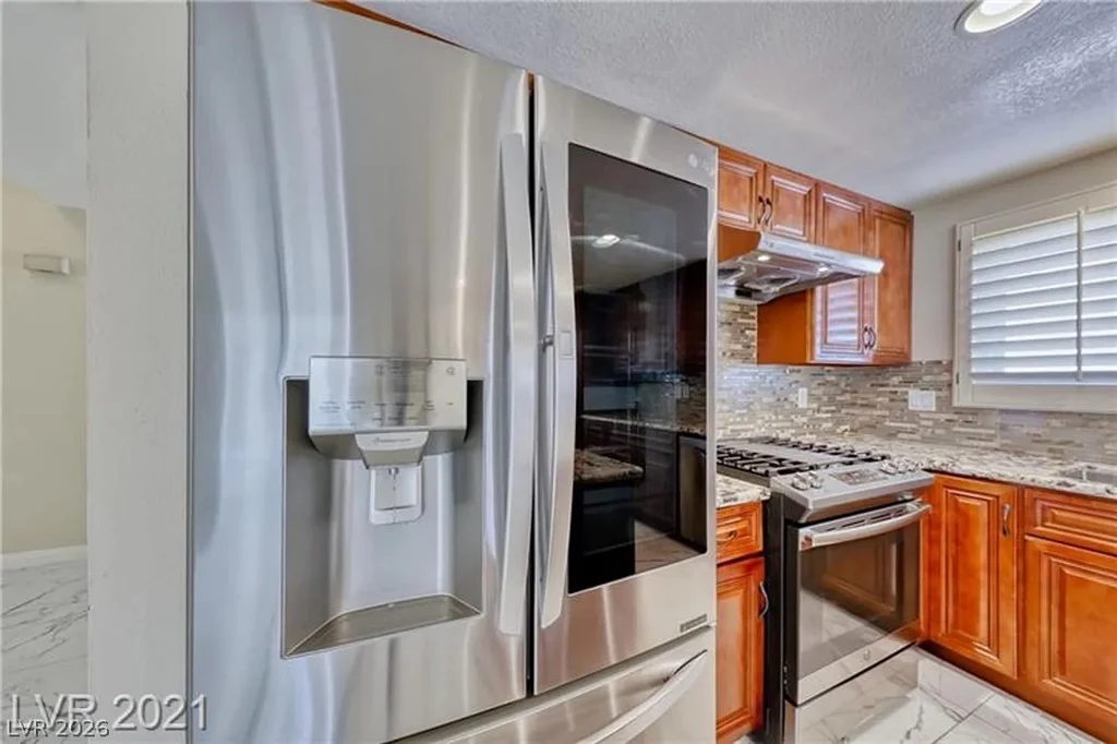 6729 Airdale, Las Vegas, NV 89103