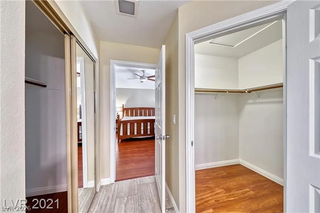 6729 Airdale, Las Vegas, NV 89103