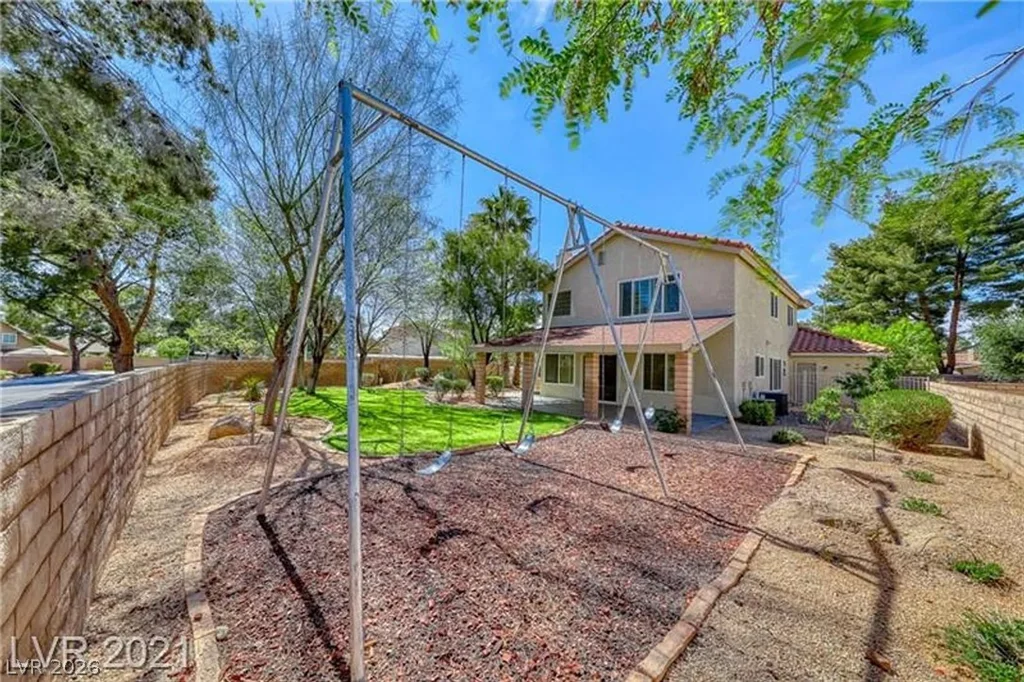 6729 Airdale, Las Vegas, NV 89103