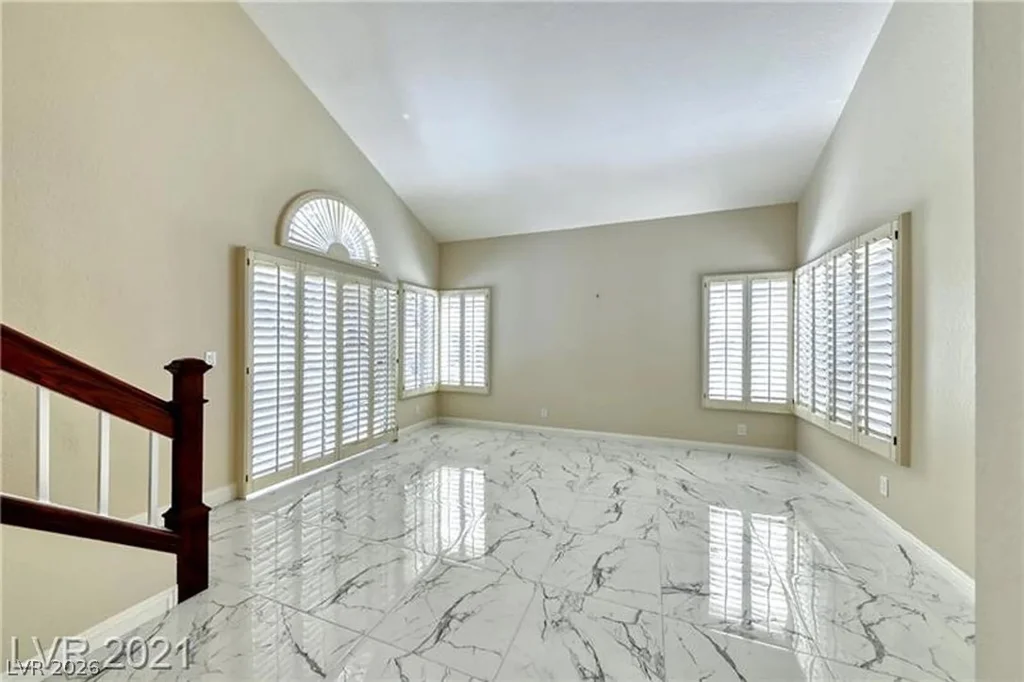 6729 Airdale, Las Vegas, NV 89103