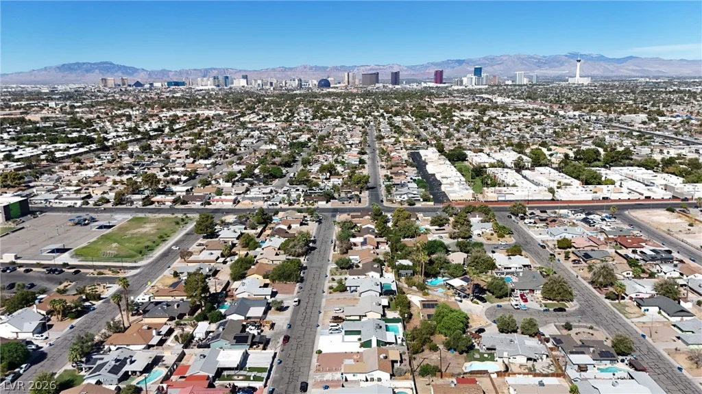 3906 Maryland, Las Vegas, NV 89121