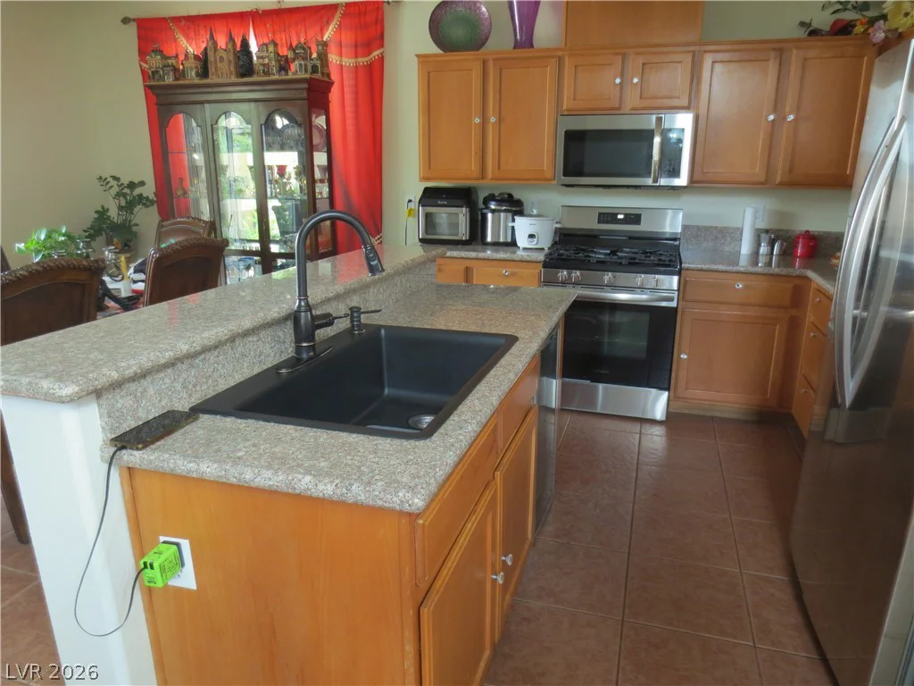 1084 Maple Bend, Las Vegas, NV 89138