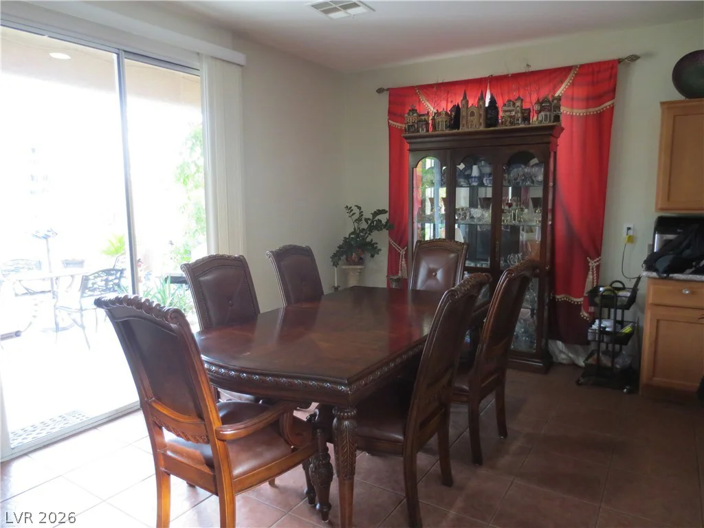 1084 Maple Bend, Las Vegas, NV 89138