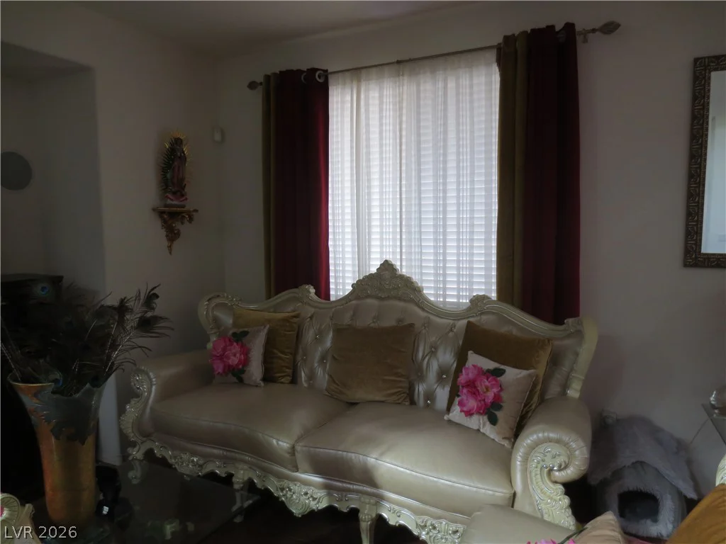 1084 Maple Bend, Las Vegas, NV 89138