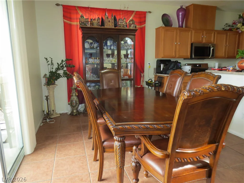 1084 Maple Bend, Las Vegas, NV 89138