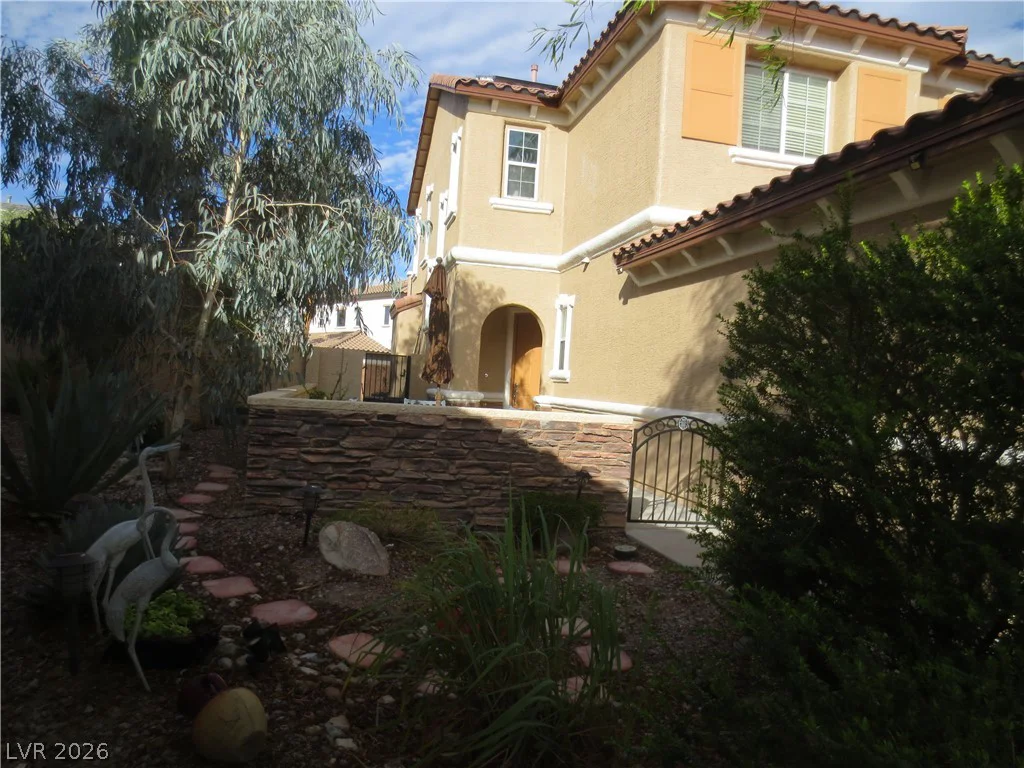 1084 Maple Bend, Las Vegas, NV 89138