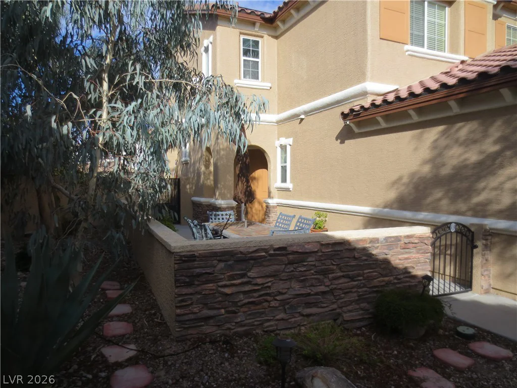 1084 Maple Bend, Las Vegas, NV 89138
