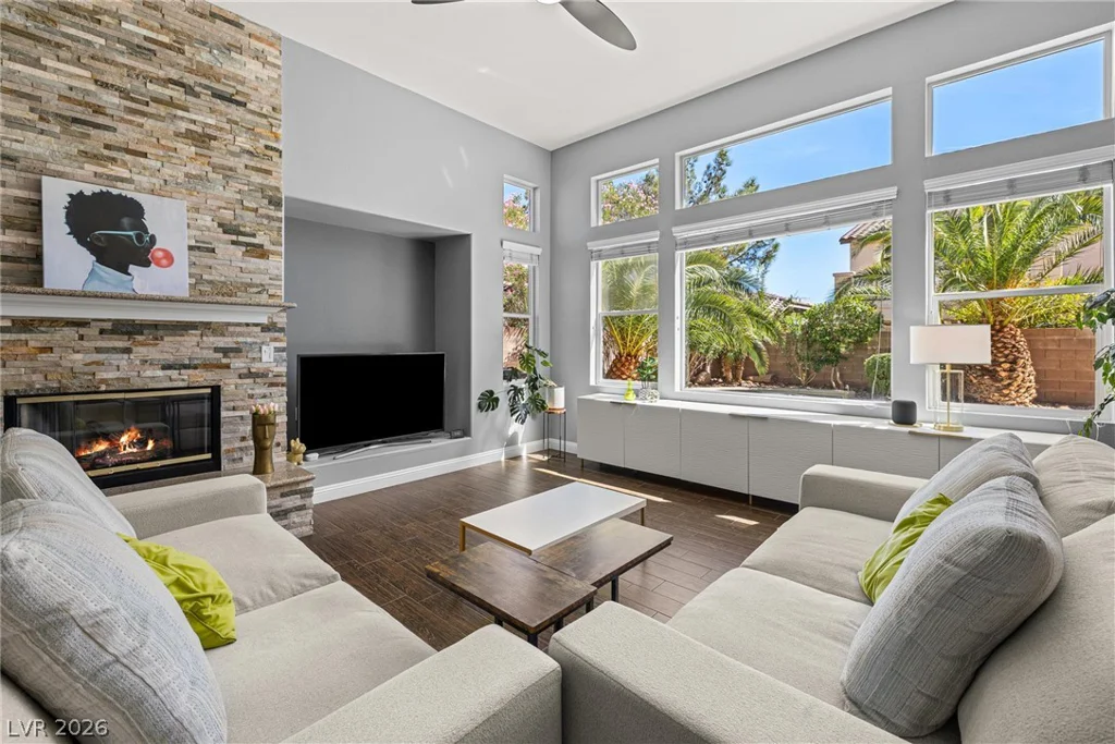 9345 Outer Banks, Las Vegas, NV 89149