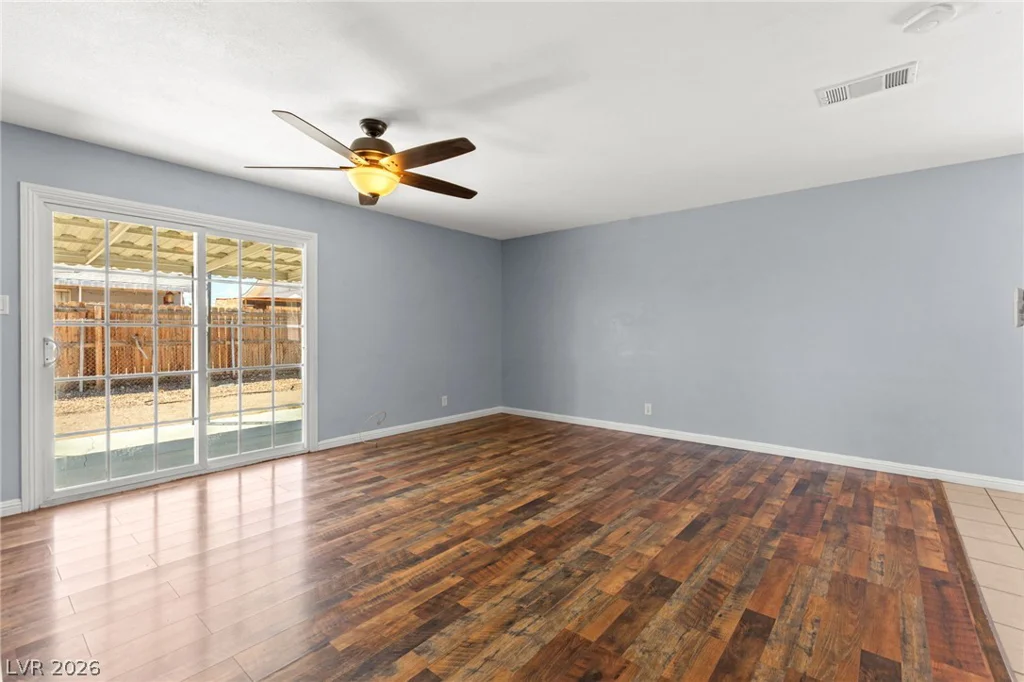 6517 Aberdeen, Las Vegas, NV 89107