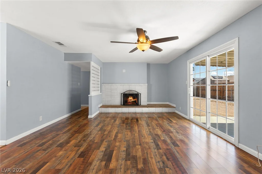 6517 Aberdeen, Las Vegas, NV 89107