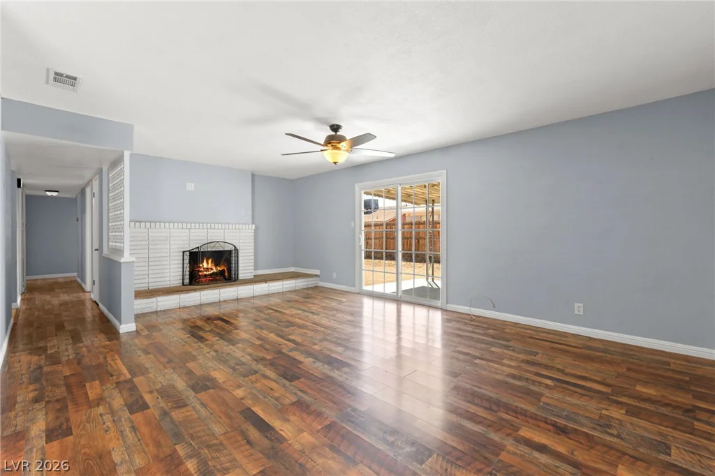 6517 Aberdeen, Las Vegas, NV 89107