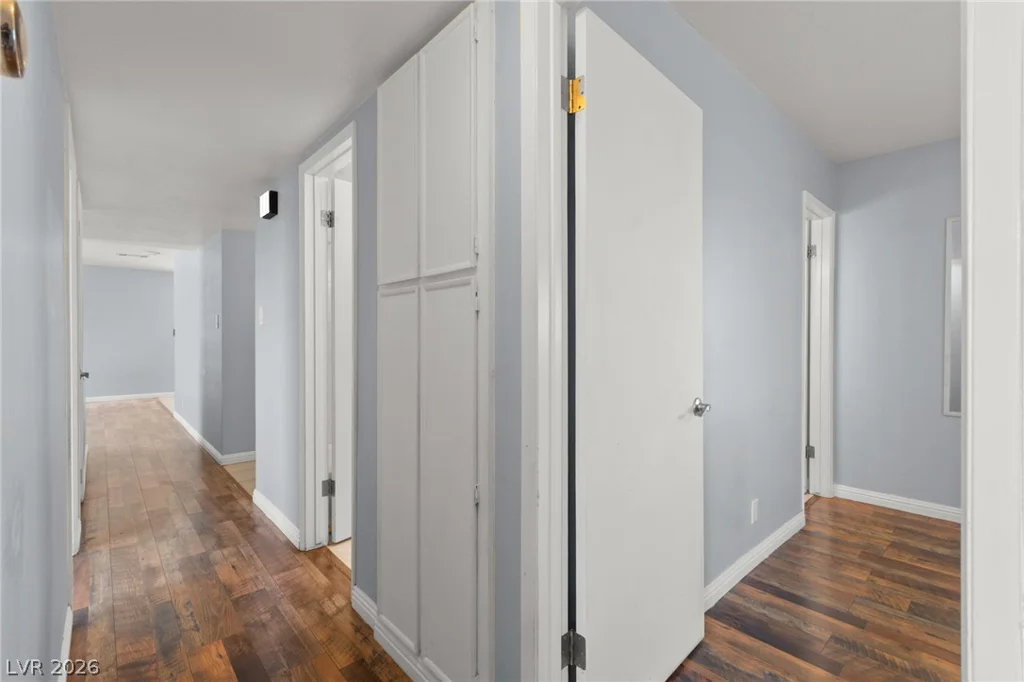6517 Aberdeen, Las Vegas, NV 89107