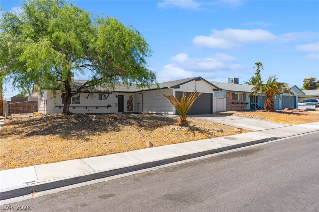 6517 Aberdeen, Las Vegas, NV 89107