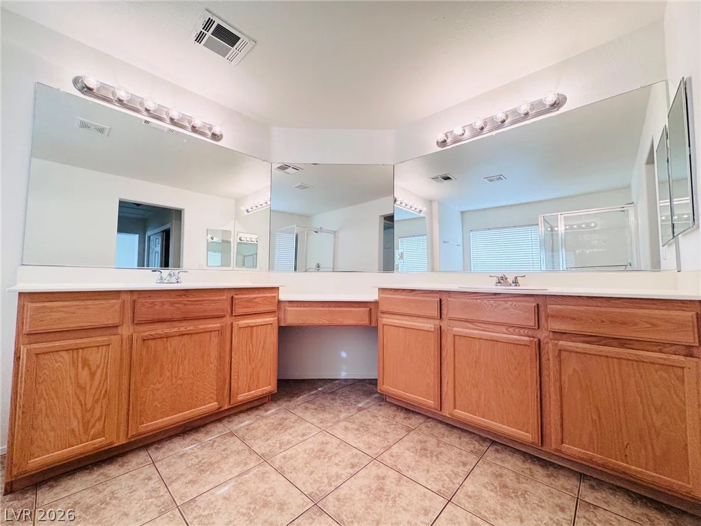 5531 Megan Faye, North Las Vegas, NV 89031