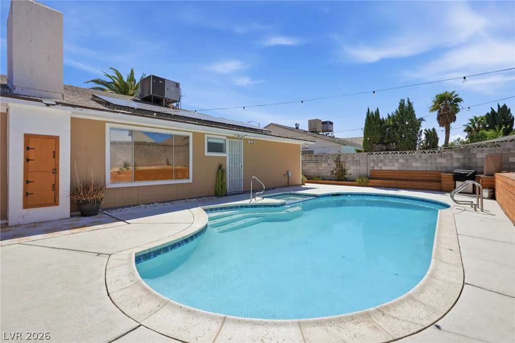 140 Sam Jonas, Las Vegas, NV 89145