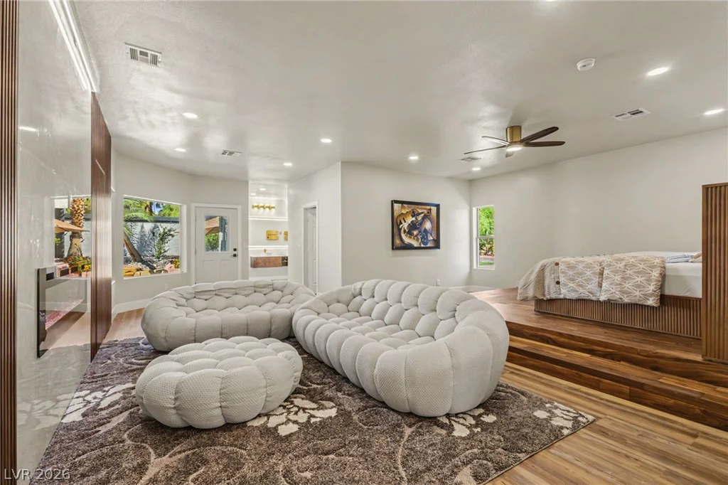 3125 Shadowleaf, Las Vegas, NV 89117