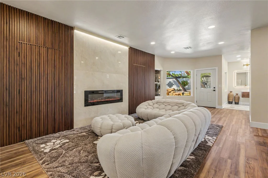 3125 Shadowleaf, Las Vegas, NV 89117