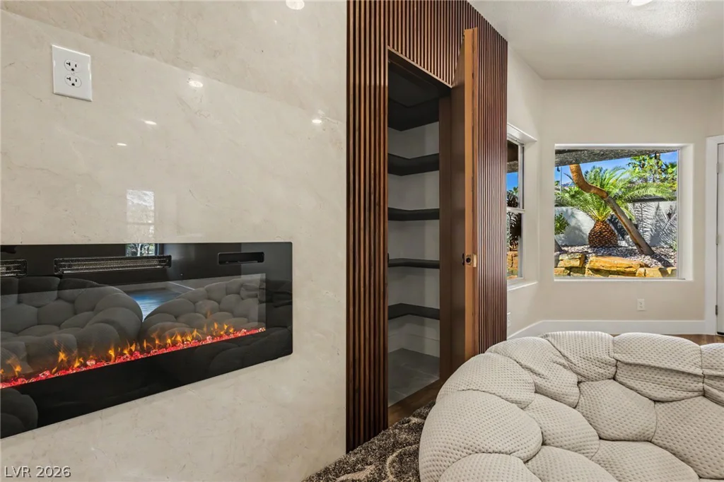 3125 Shadowleaf, Las Vegas, NV 89117