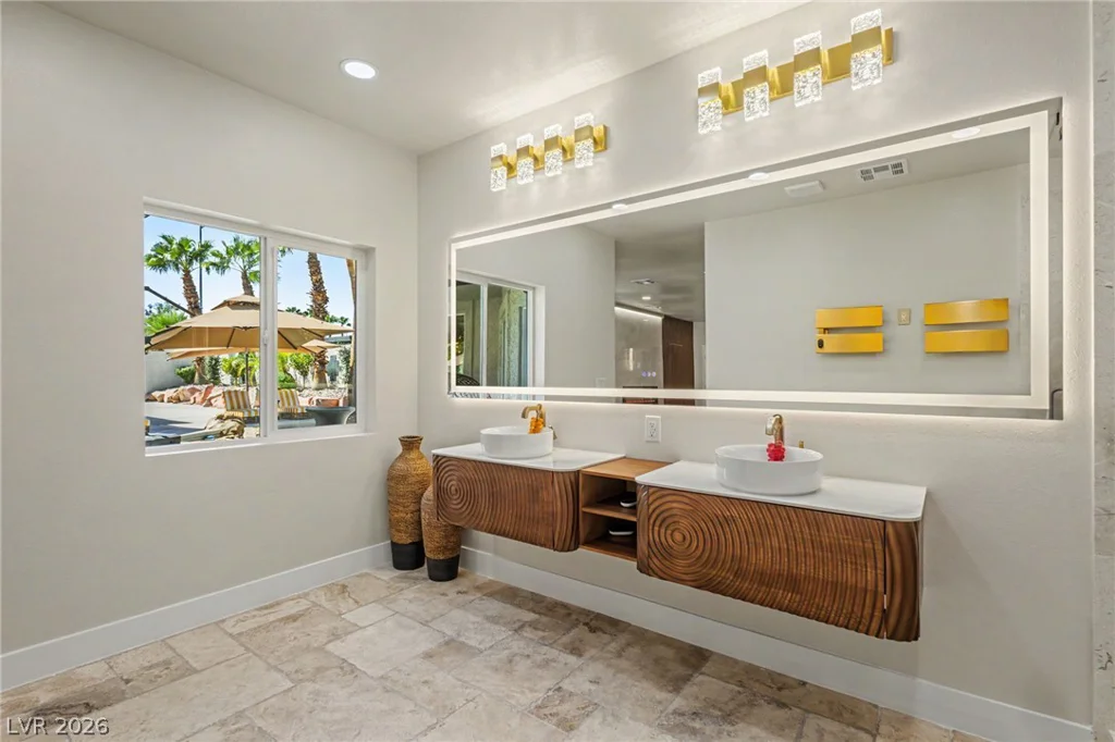 3125 Shadowleaf, Las Vegas, NV 89117