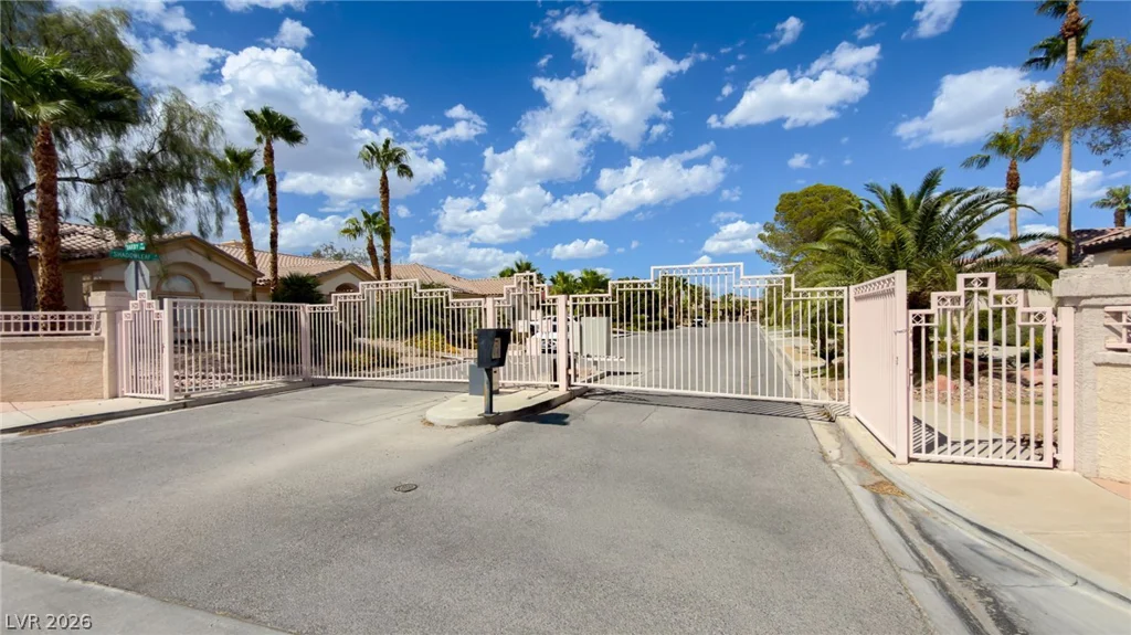 3125 Shadowleaf, Las Vegas, NV 89117
