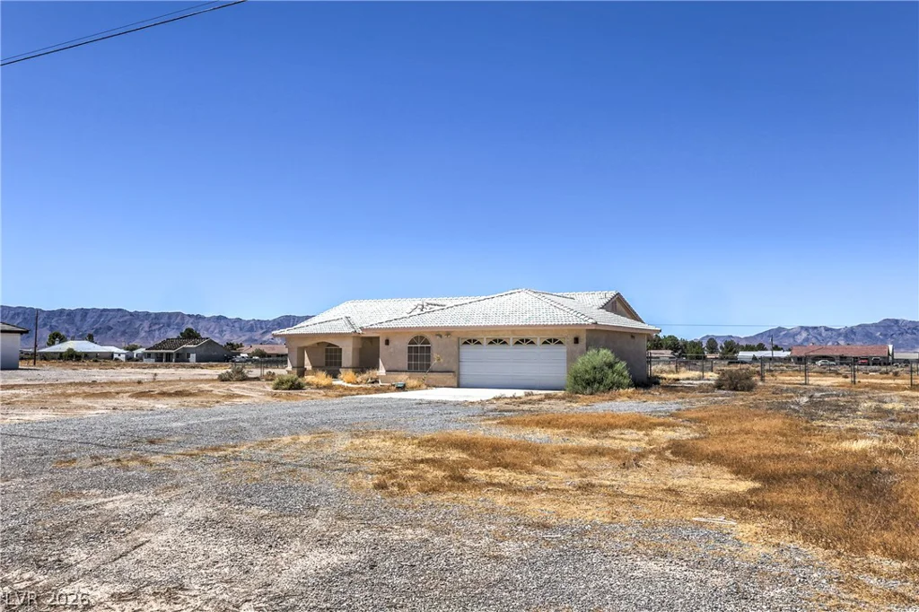 3720 Pahrump Valley, Pahrump, NV 89048