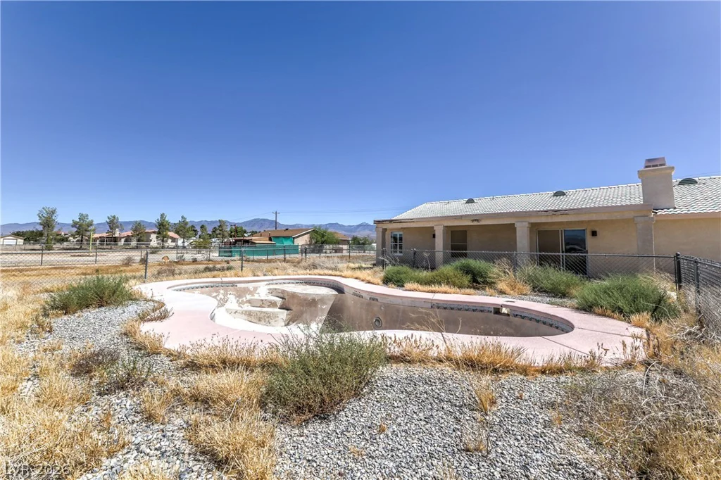 3720 Pahrump Valley, Pahrump, NV 89048