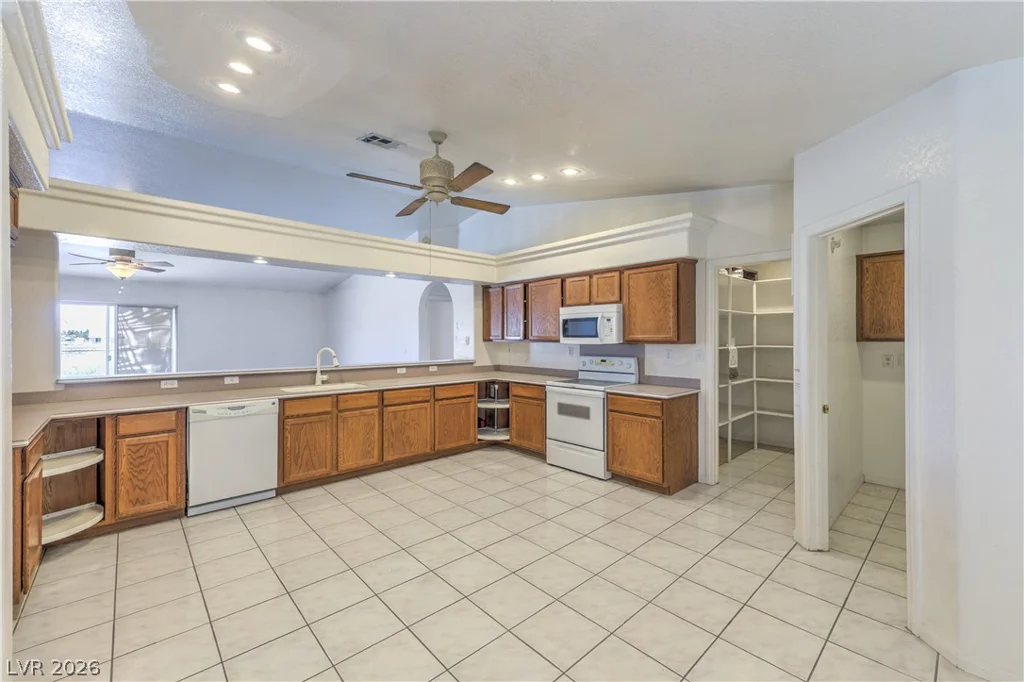 3720 Pahrump Valley, Pahrump, NV 89048