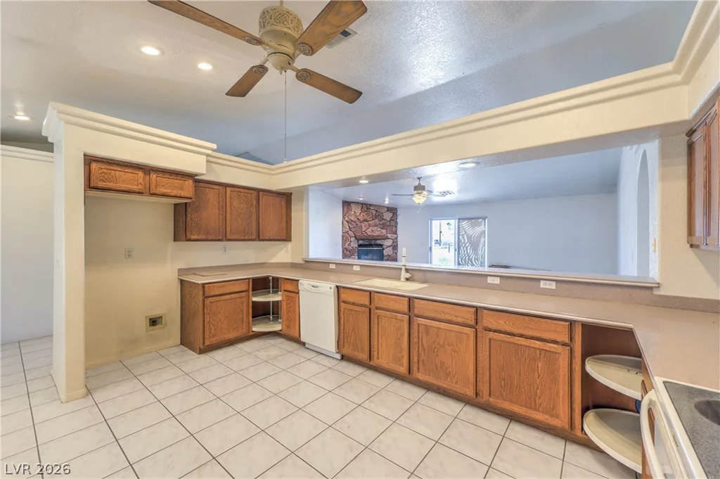 3720 Pahrump Valley, Pahrump, NV 89048