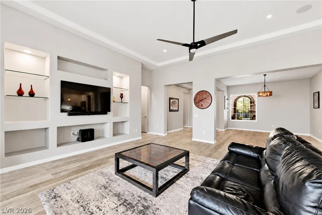 51 Thorn Creek, Henderson, NV 89011