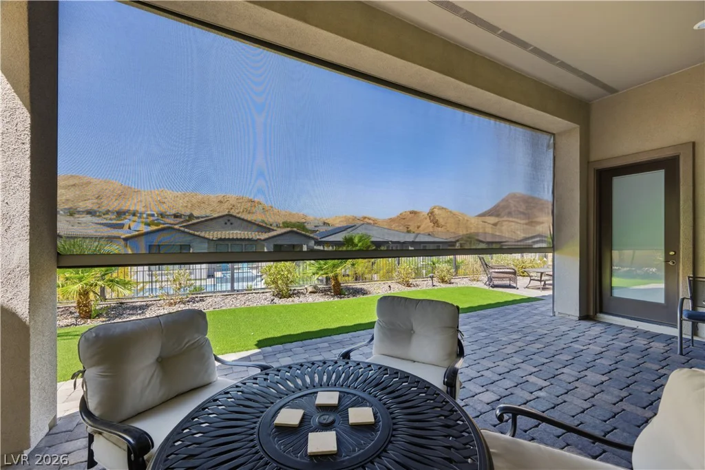 51 Thorn Creek, Henderson, NV 89011