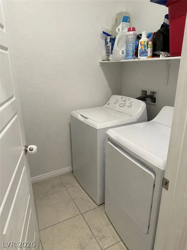 6562 Silver Estates, North Las Vegas, NV 89086