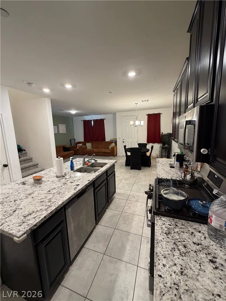 6562 Silver Estates, North Las Vegas, NV 89086
