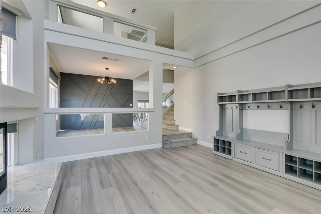 10908 Royal Highlands, Las Vegas, NV 89141