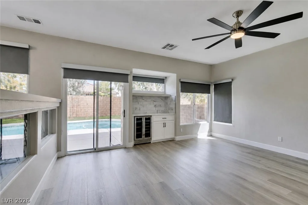 10908 Royal Highlands, Las Vegas, NV 89141