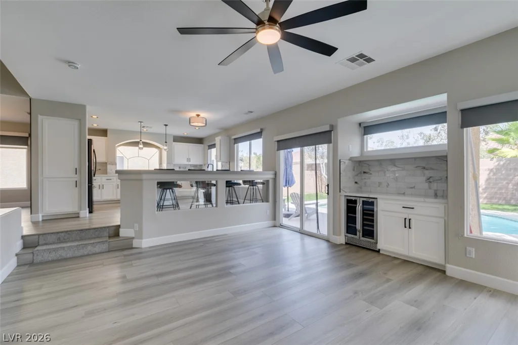 10908 Royal Highlands, Las Vegas, NV 89141