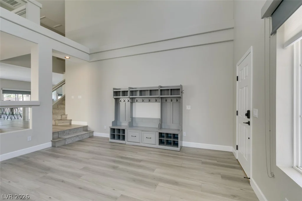 10908 Royal Highlands, Las Vegas, NV 89141