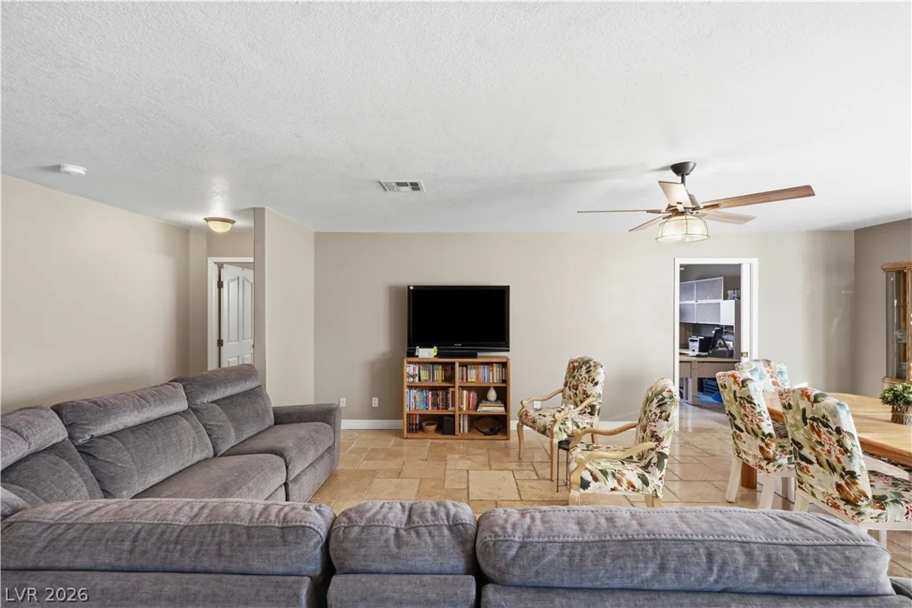 100 Highland, Henderson, NV 89015