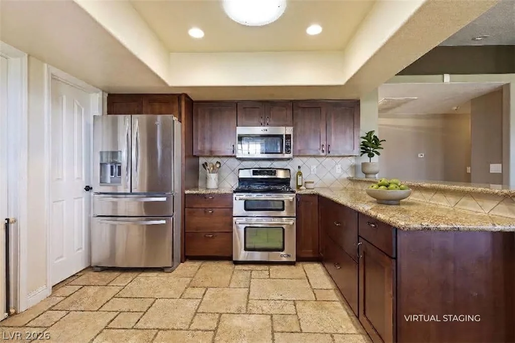 100 Highland, Henderson, NV 89015