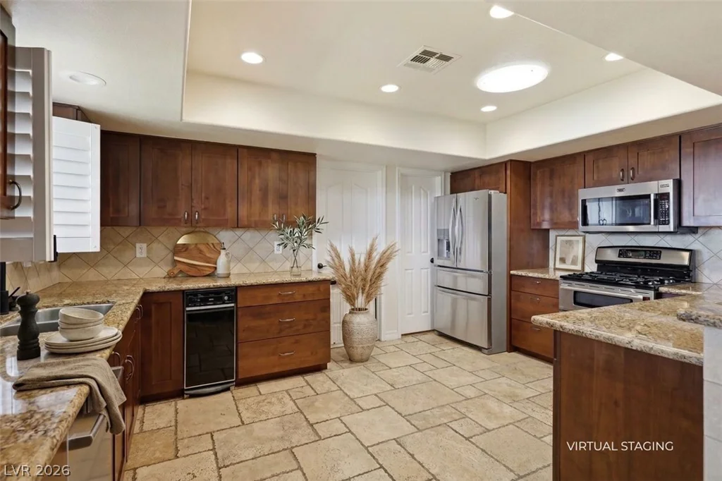100 Highland, Henderson, NV 89015