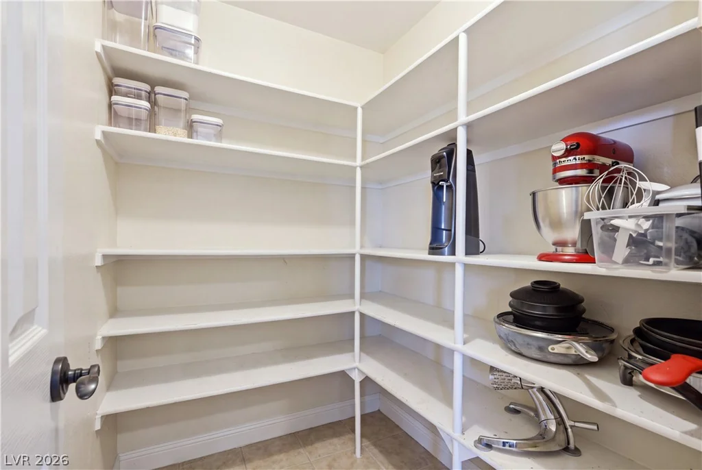 100 Highland, Henderson, NV 89015