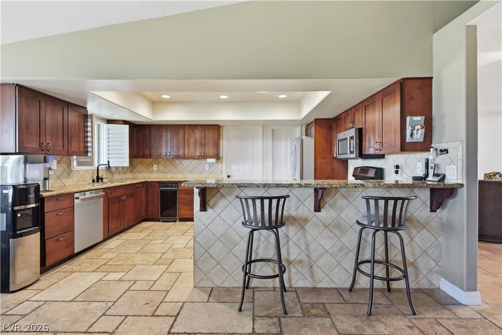100 Highland, Henderson, NV 89015
