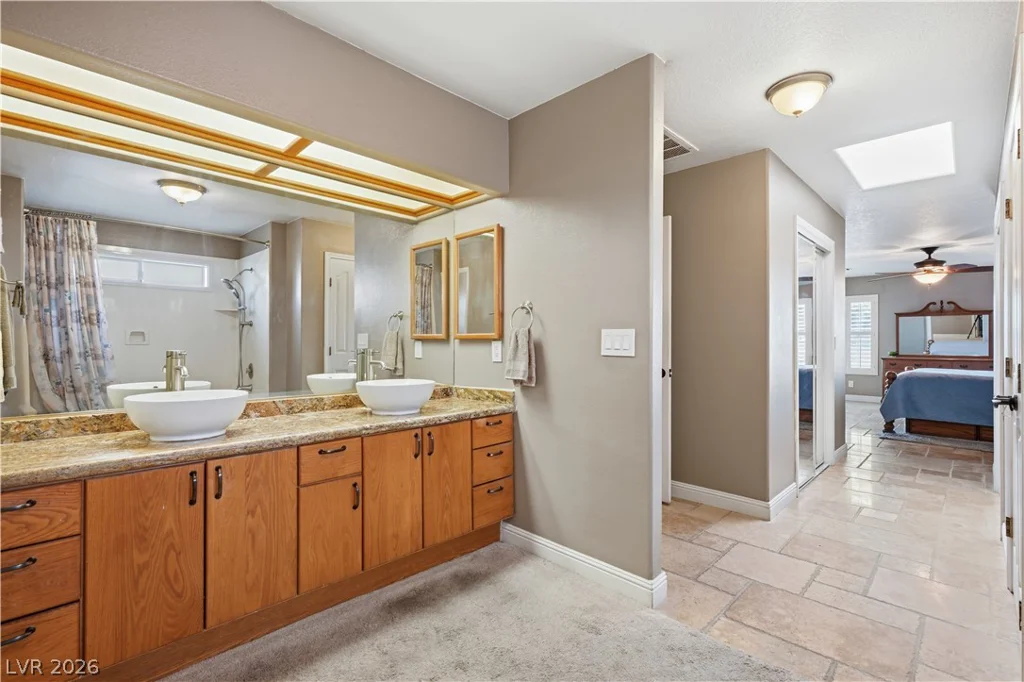 100 Highland, Henderson, NV 89015
