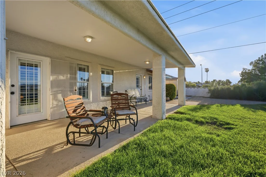 100 Highland, Henderson, NV 89015