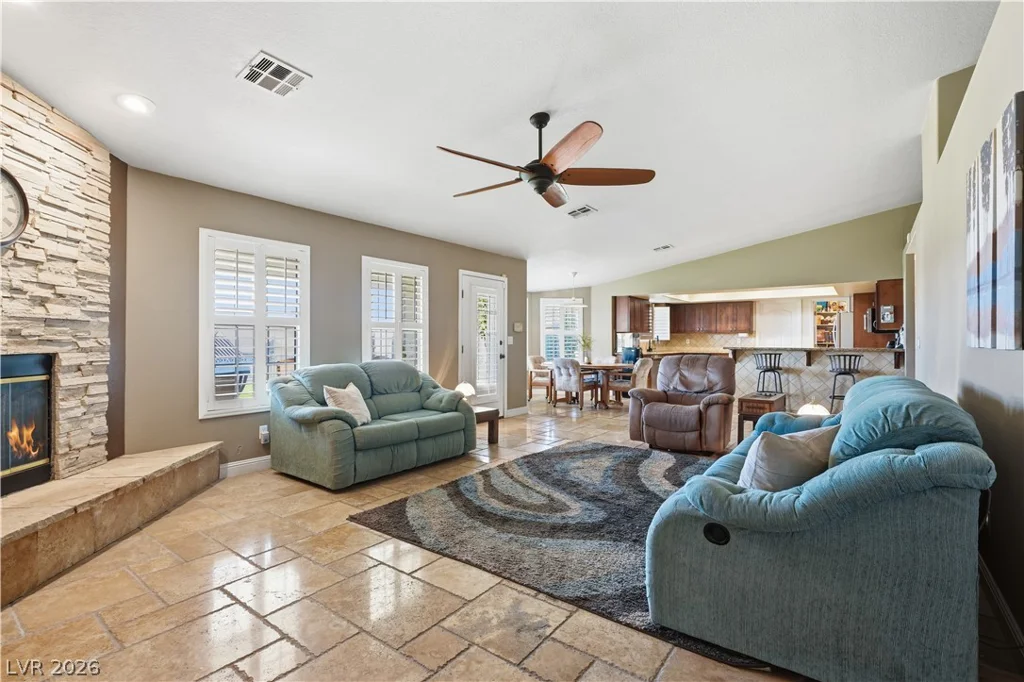 100 Highland, Henderson, NV 89015