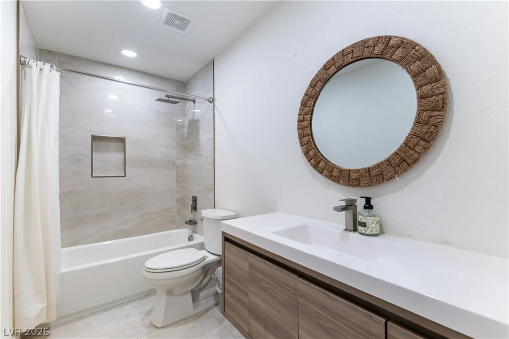 10008 Garamound, Las Vegas, NV 89117