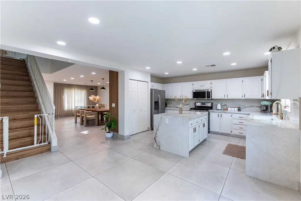10008 Garamound, Las Vegas, NV 89117