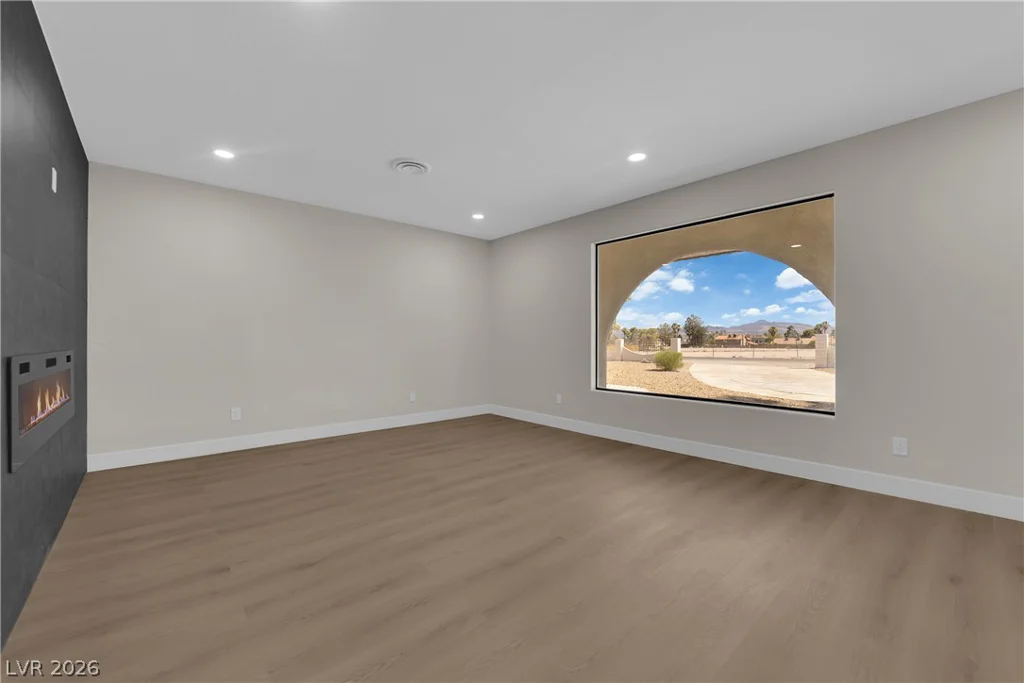 2880 Casey, Las Vegas, NV 89120