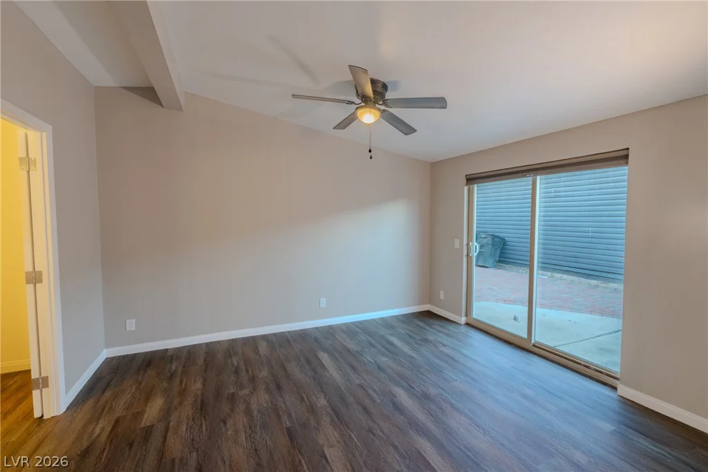 5676 Hobble Creek, Las Vegas, NV 89120