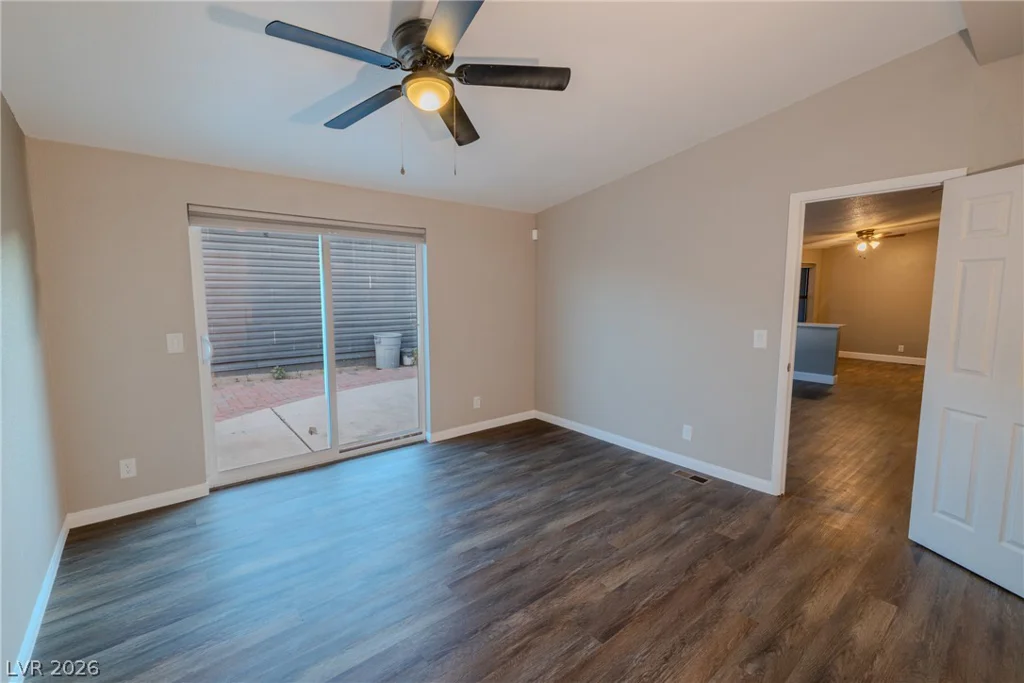 5676 Hobble Creek, Las Vegas, NV 89120